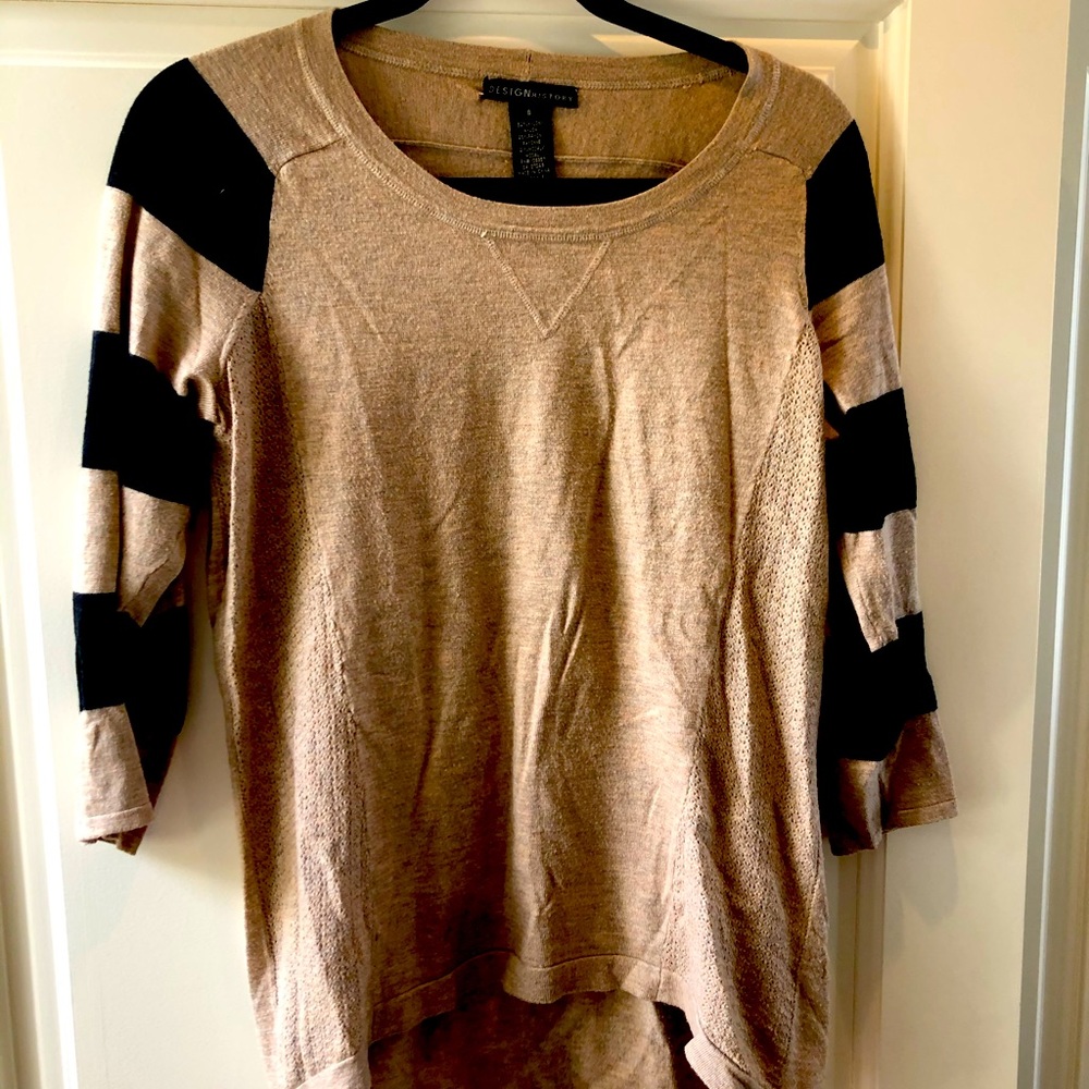 Scoop neck sweater